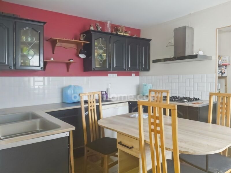 Maison à vendre, 100m², Celles-sur-Durolle