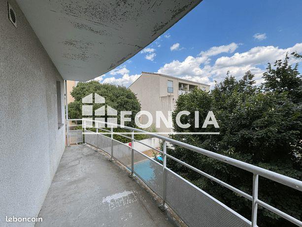 Appartement à louer, 78m², Nîmes