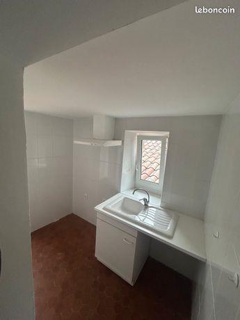 Appartement à louer, 80m², Largentière
