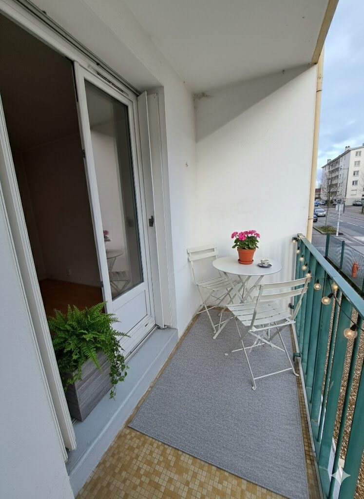 Appartement à louer, 82m², Saint-Max