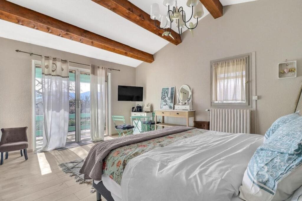 Appartement à vendre, 390m², Méounes-lès-Montrieux