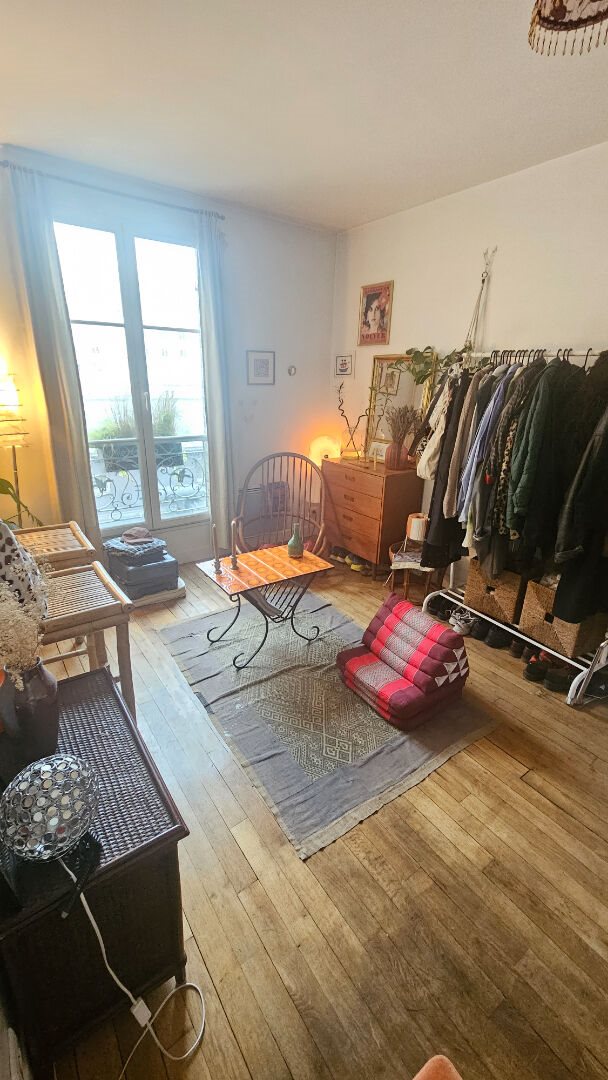Appartement à louer, 23m², Paris 18ème