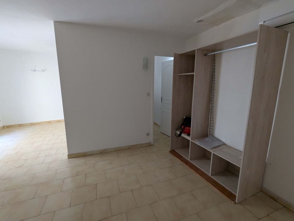 Appartement à louer, 30m², L'Isle-sur-la-Sorgue