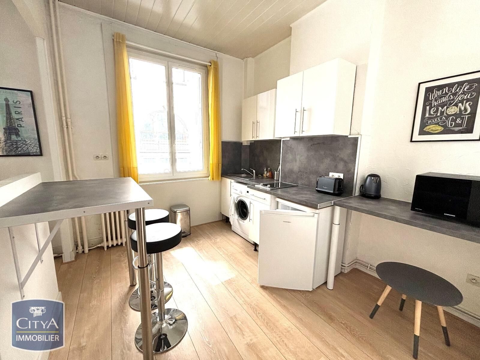 Appartement à louer, 29m², Saint-Etienne