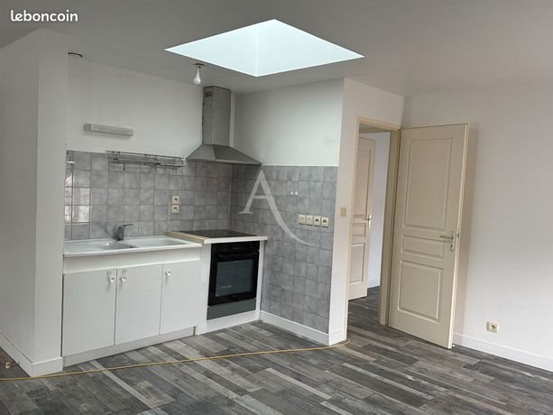 Appartement à louer, 76m², Nancras