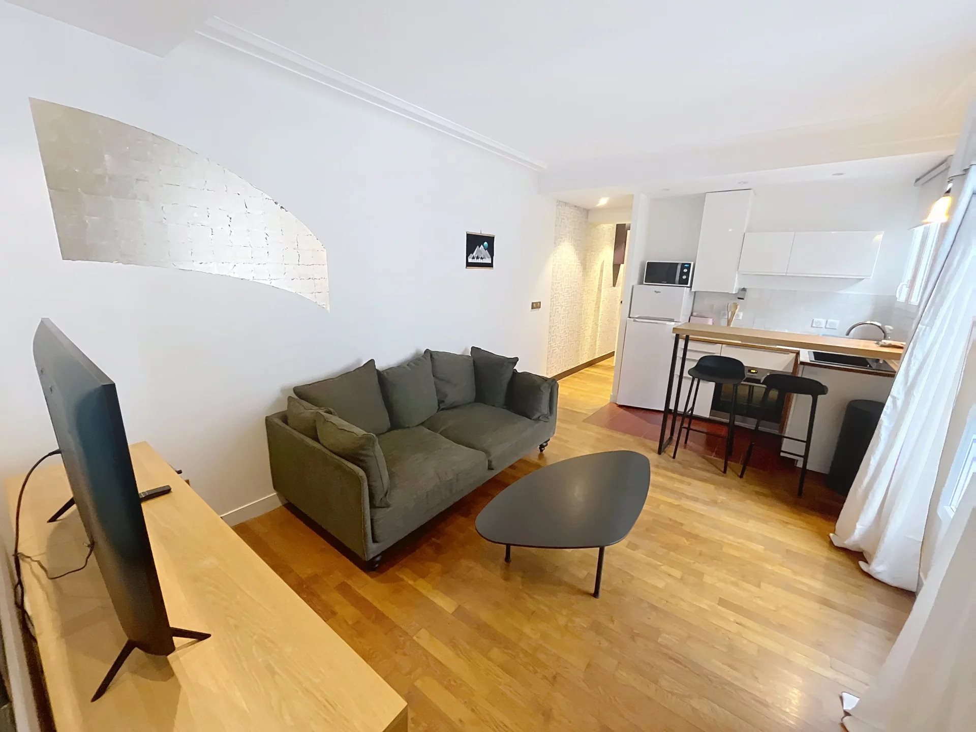 Appartement à louer, 34m², Paris 18ème