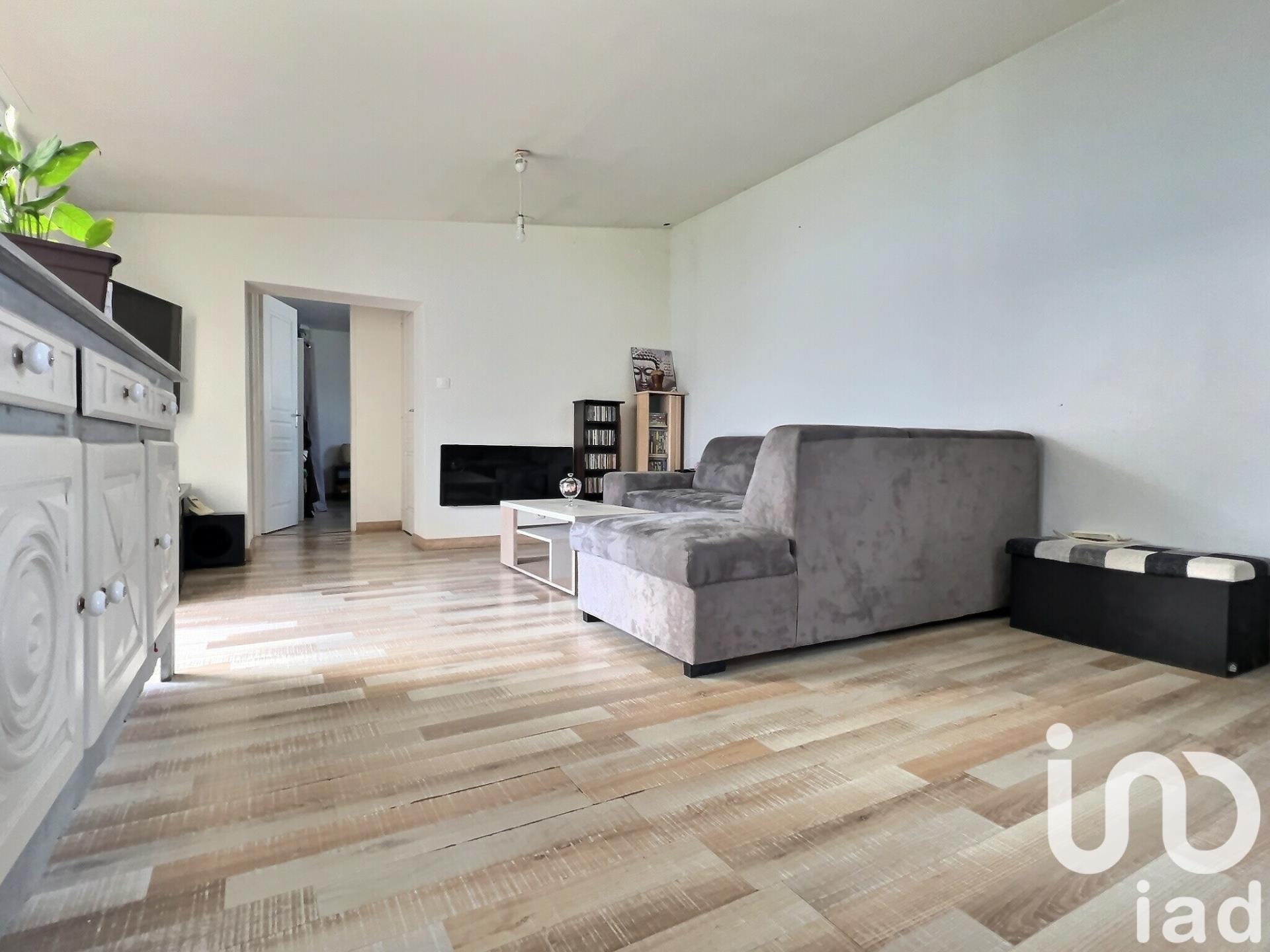 Appartement à louer, 75m², Trizay