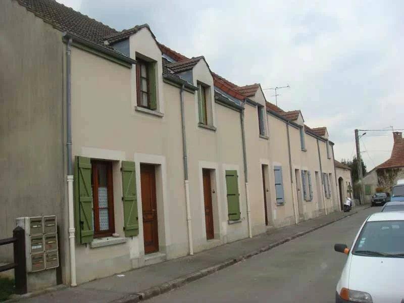 Maison à louer, 47m², Favières