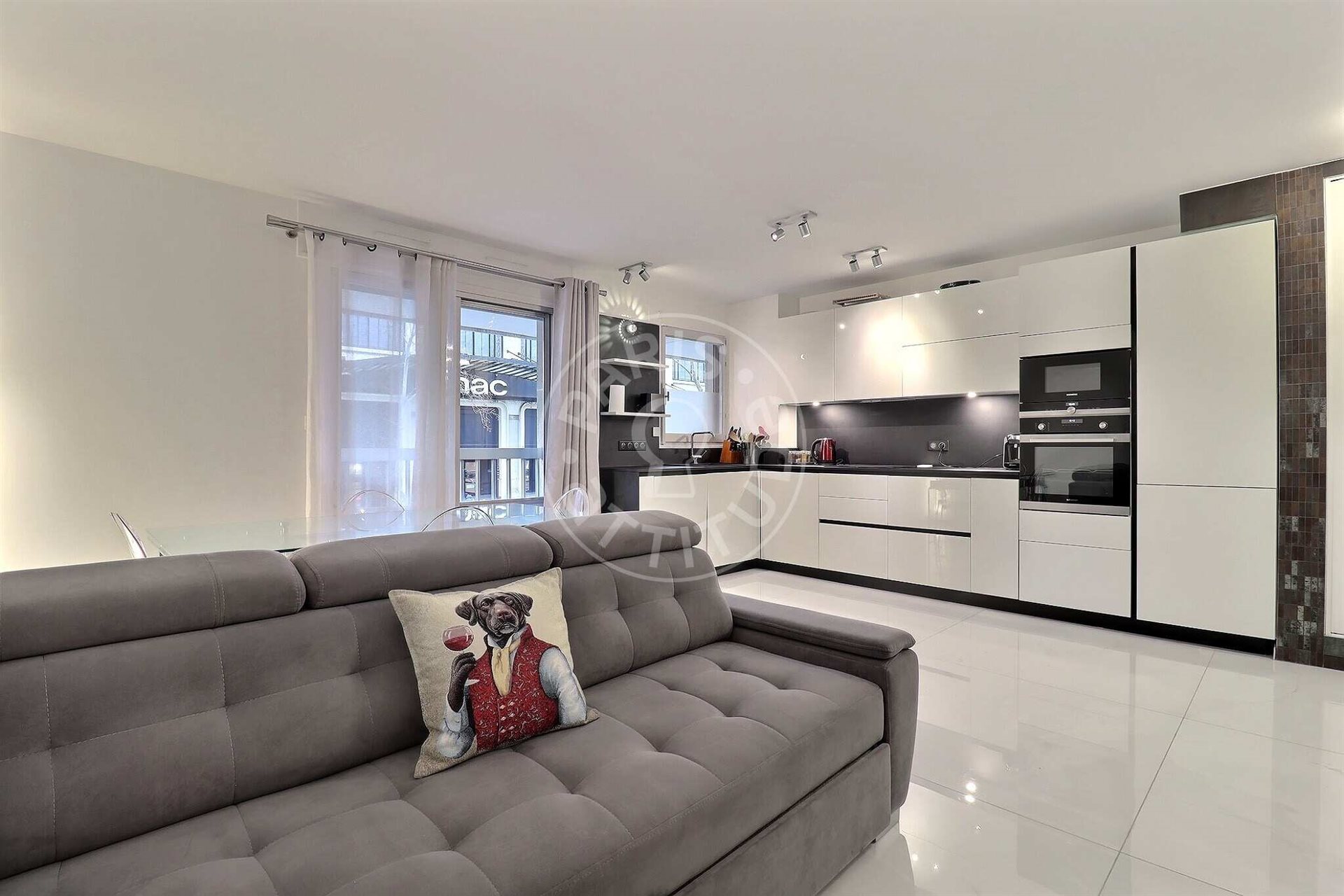 Appartement à louer, 64m², Paris 17ème