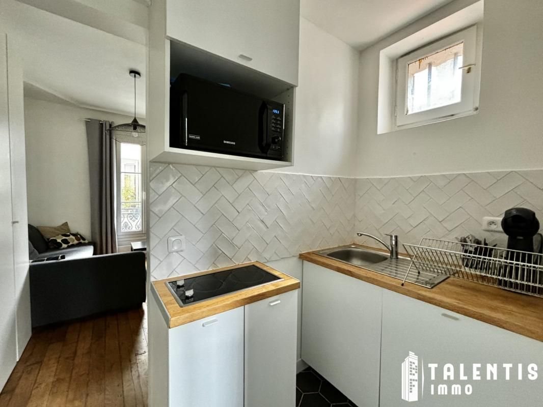 Appartement à louer, 17m², Paris 18ème