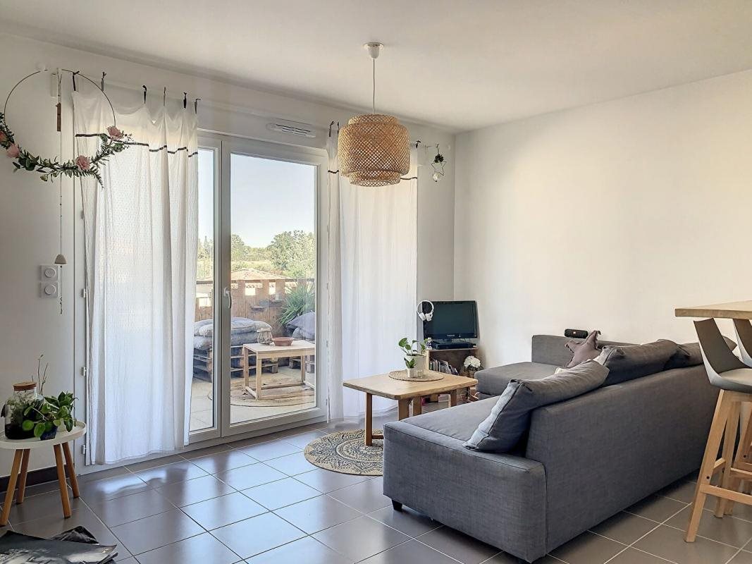 Appartement à louer, 40m², Saint-Cannat