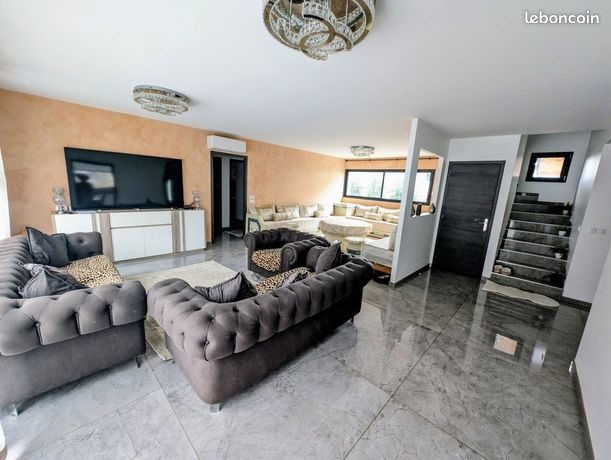 Maison à vendre, 240m², La Ravoire