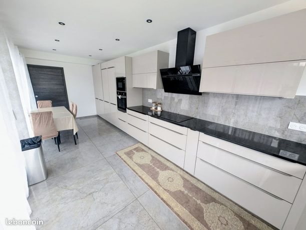 Maison à vendre, 240m², La Ravoire