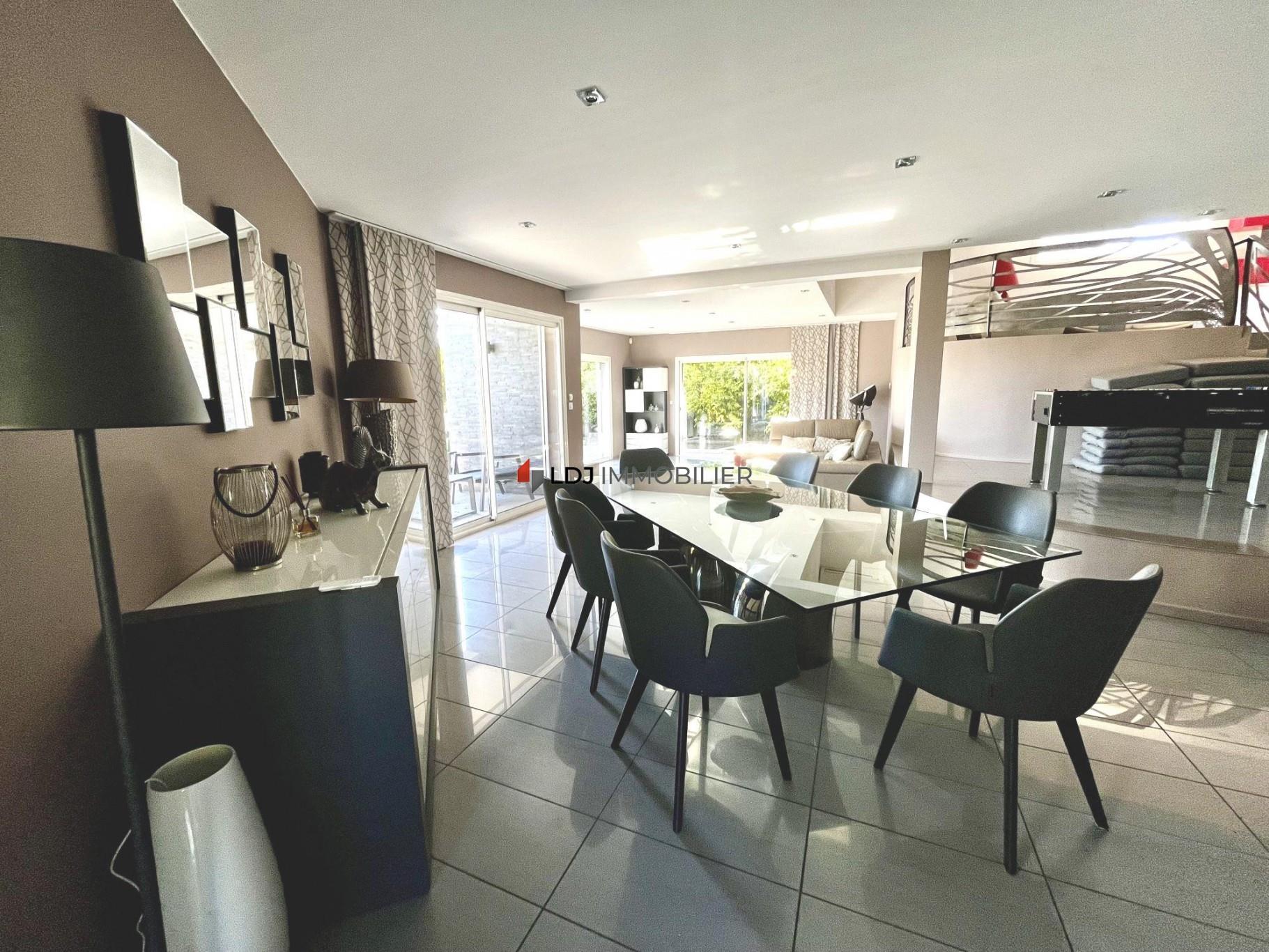 Maison à vendre, 218m², Perpignan