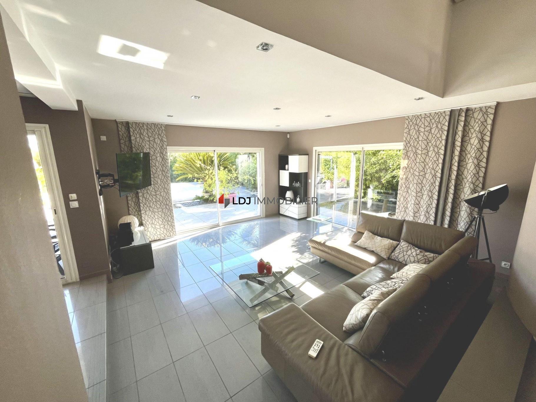 Maison à vendre, 218m², Perpignan