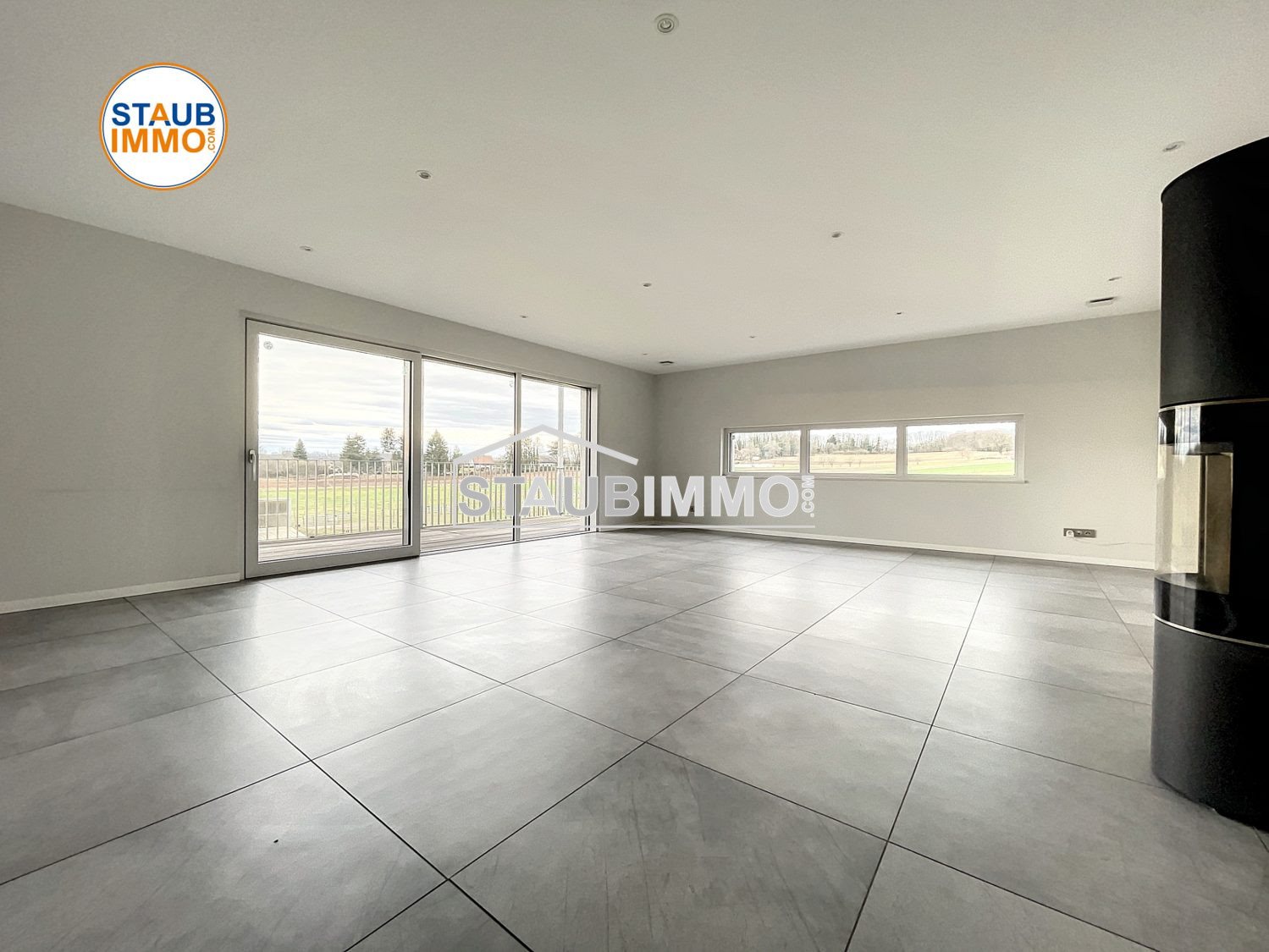 Appartement à louer, 189m², Steinbrunn-le-Bas