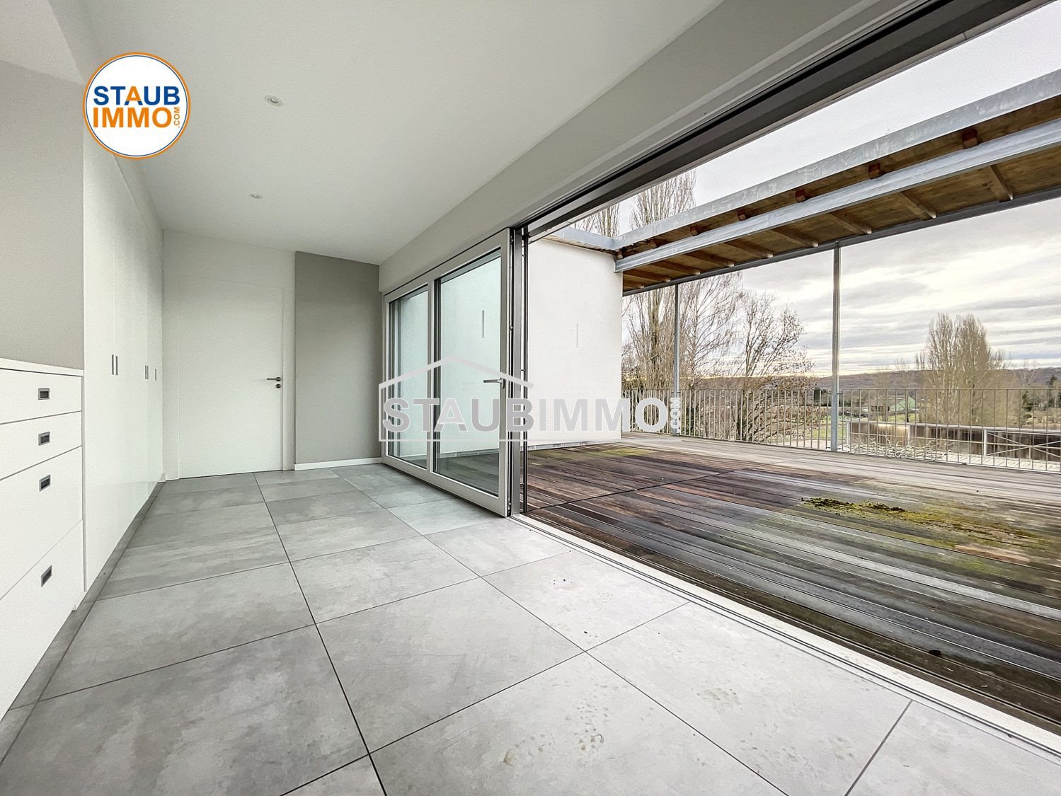 Appartement à louer, 189m², Steinbrunn-le-Bas