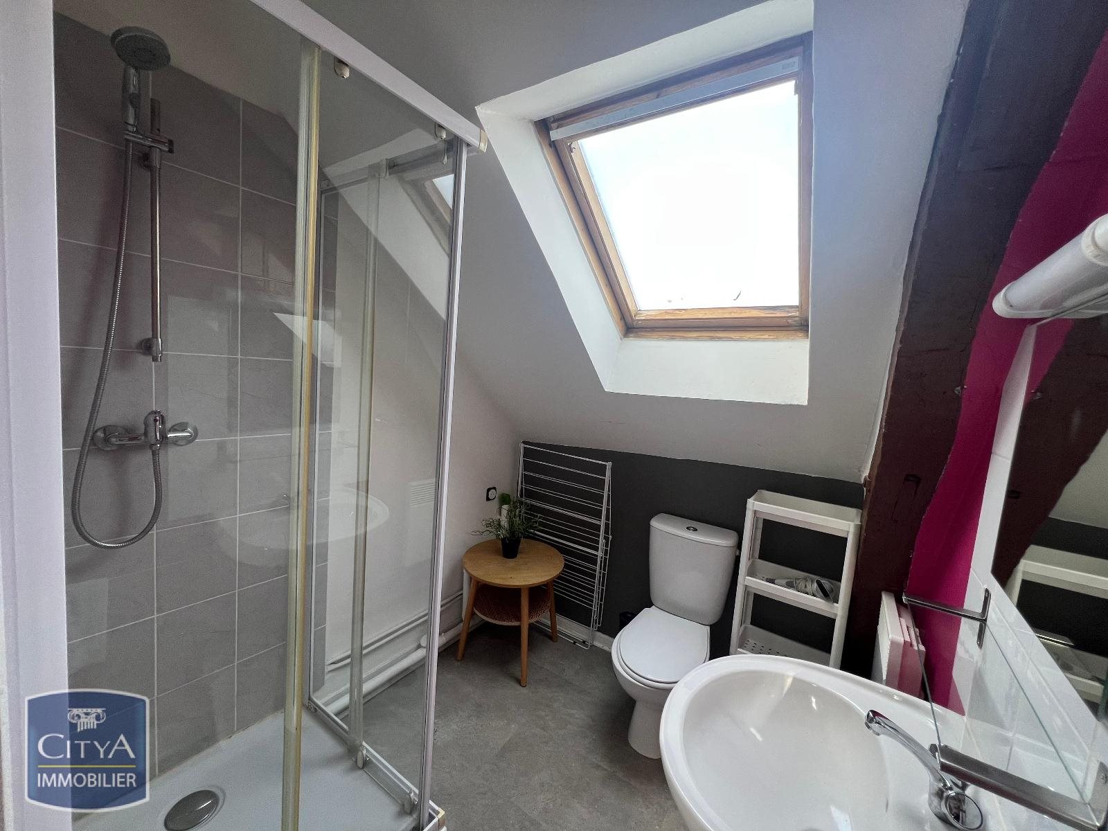 Appartement à louer, 17m², Tours