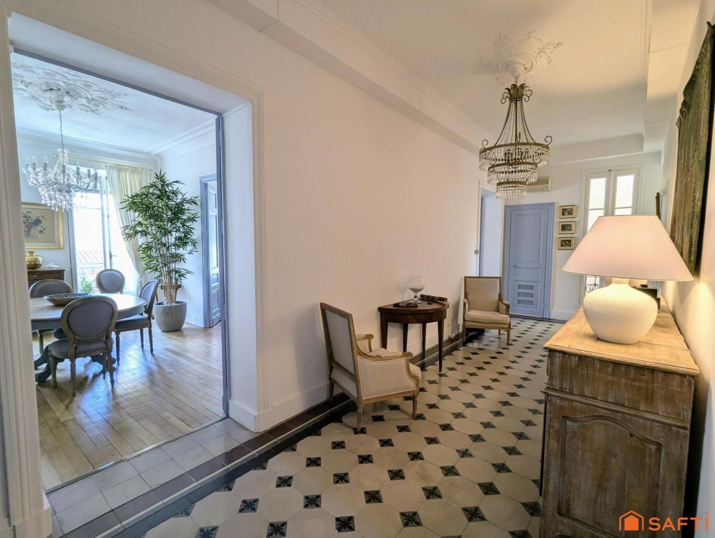 Appartement à vendre, 169m², Nîmes