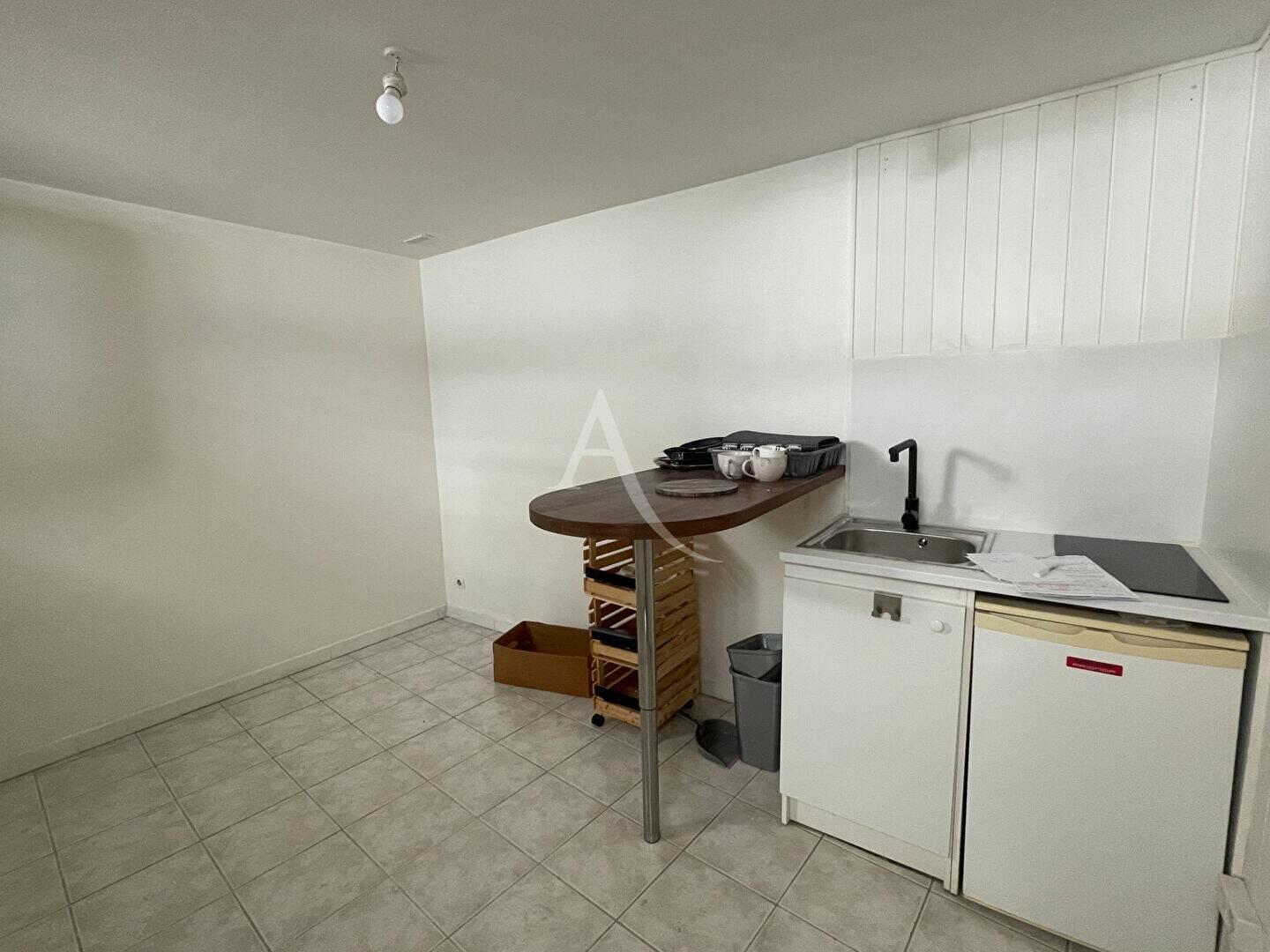 Appartement à louer, 11m², Angers