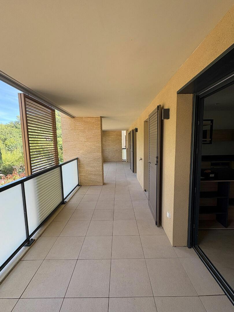 Appartement à louer, 69m², Aix-en-Provence