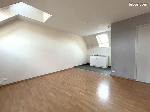 Appartement à louer, 47m², Montfort-sur-Meu