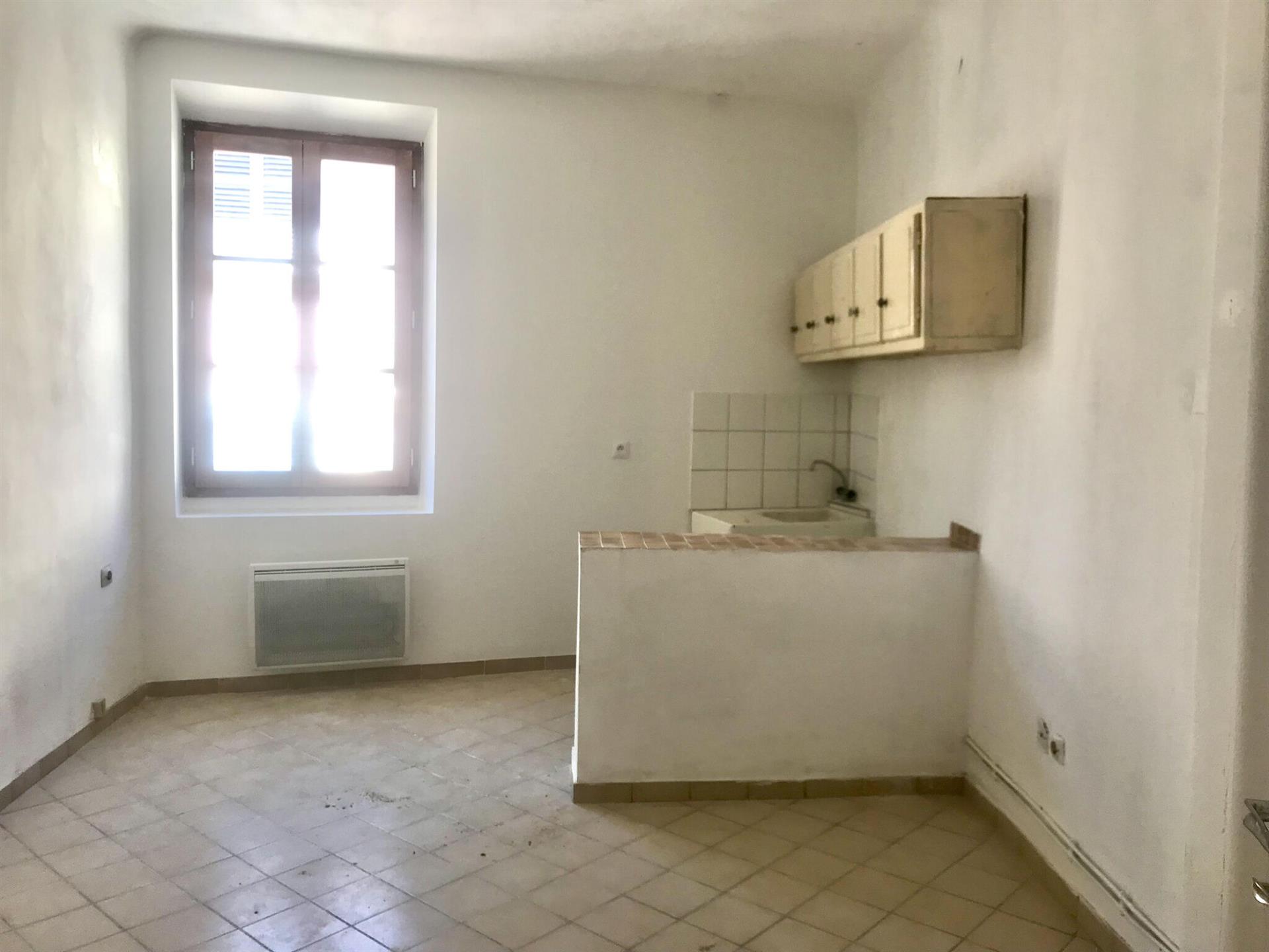 Appartement à louer, 18m², Toulon