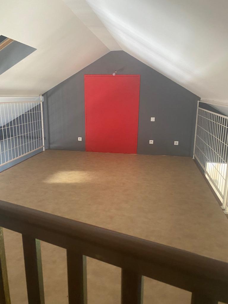 Appartement à louer, 45m², La Cavalerie