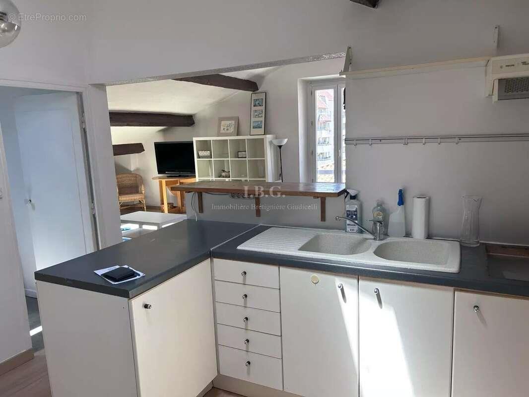 Appartement à vendre, 70m², Marseille 8ème