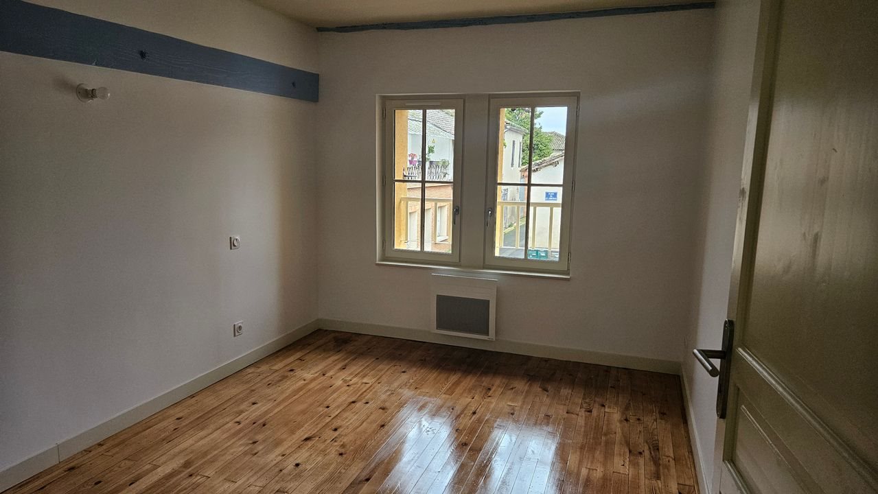 Appartement à louer, 122m², Caudecoste