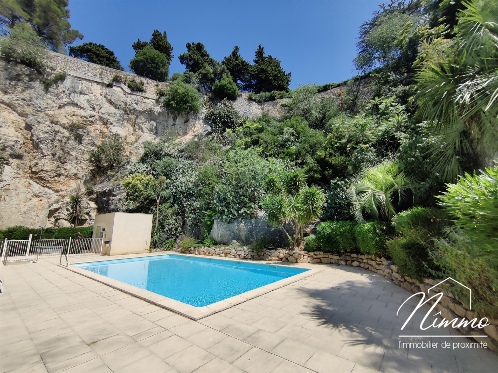 Appartement à vendre, 71m², Nîmes