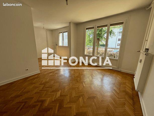 Maison à louer, 81m², Annecy