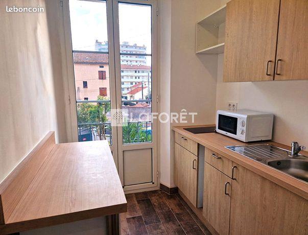Appartement à louer, 18m², Toulon