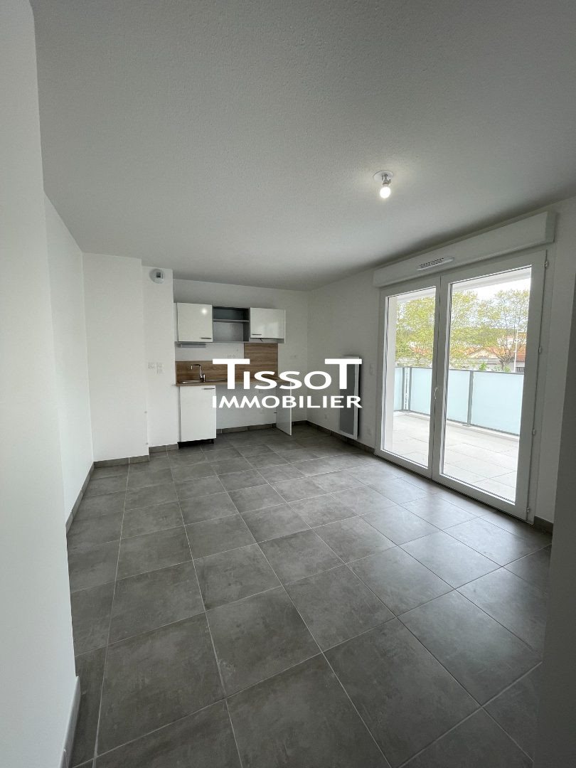 Appartement à louer, 38m², Nîmes