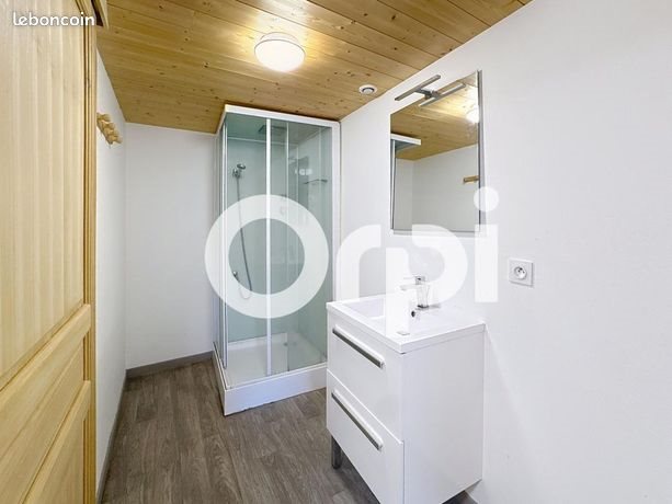 Appartement à louer, 34m², Saint-Flour