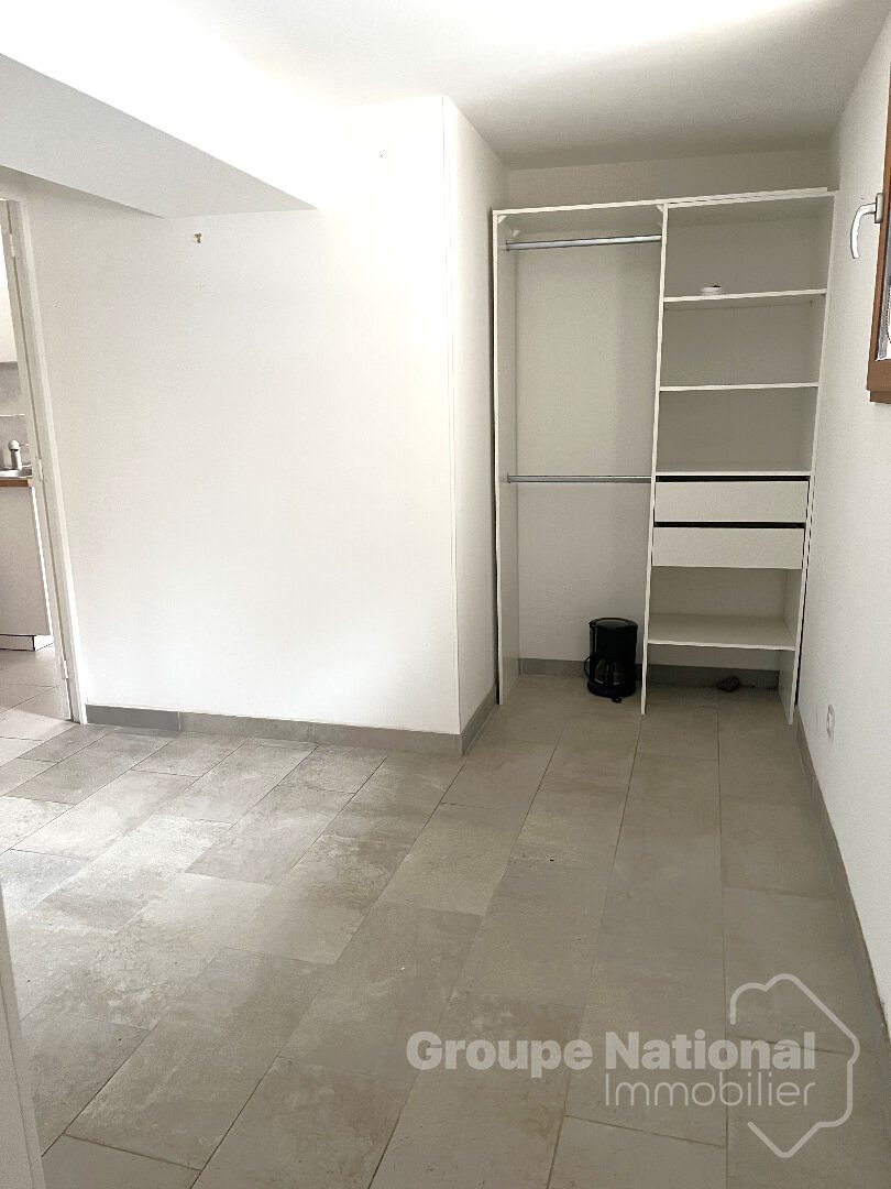 Appartement à louer, 33m², L'Isle-sur-la-Sorgue