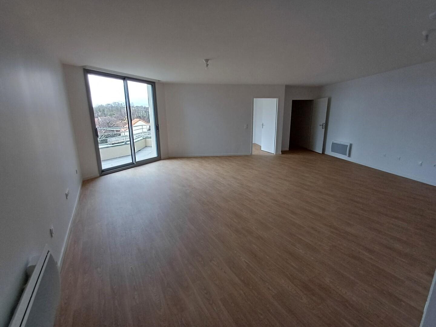 Appartement à louer, 102m², Lannemezan
