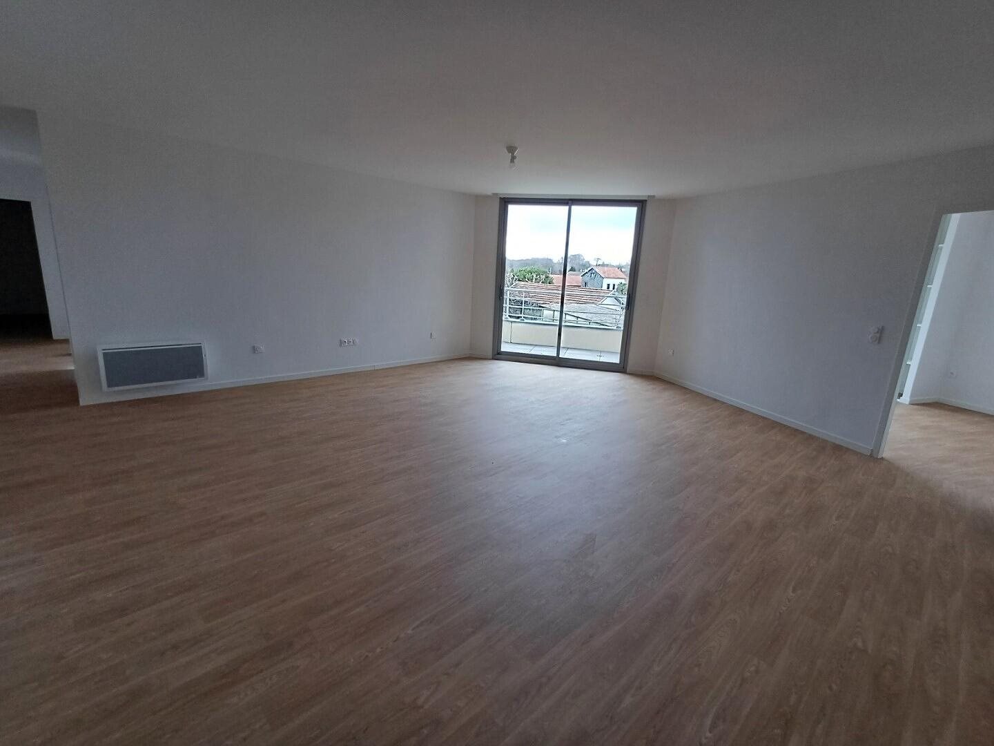 Appartement à louer, 102m², Lannemezan