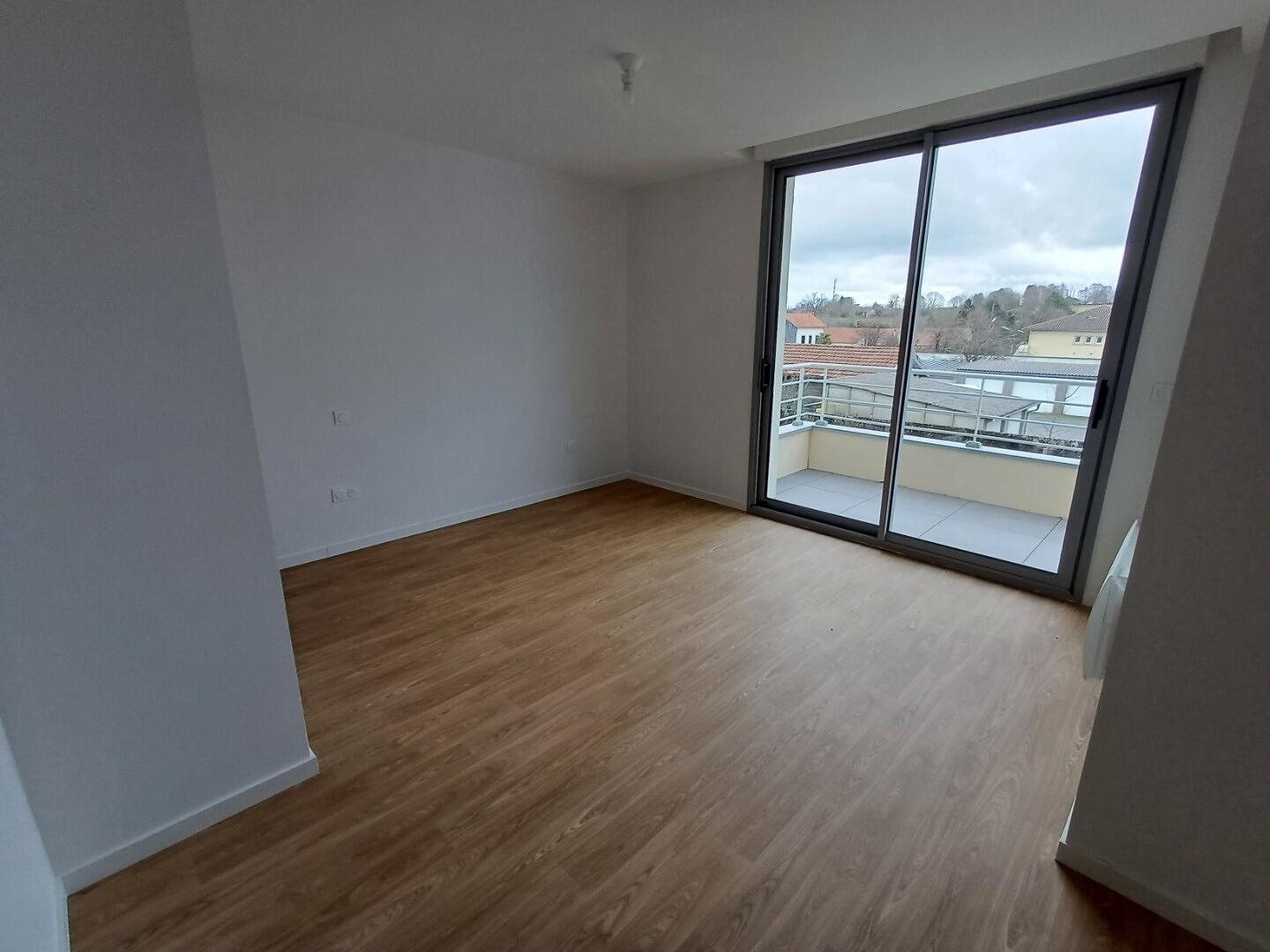 Appartement à louer, 102m², Lannemezan