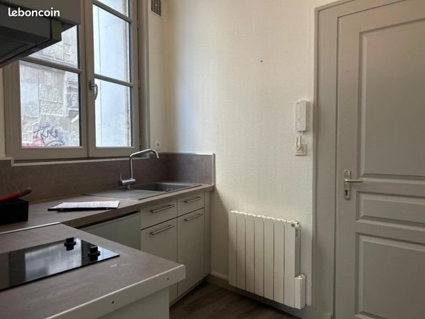 Appartement à louer, 27m², Tours