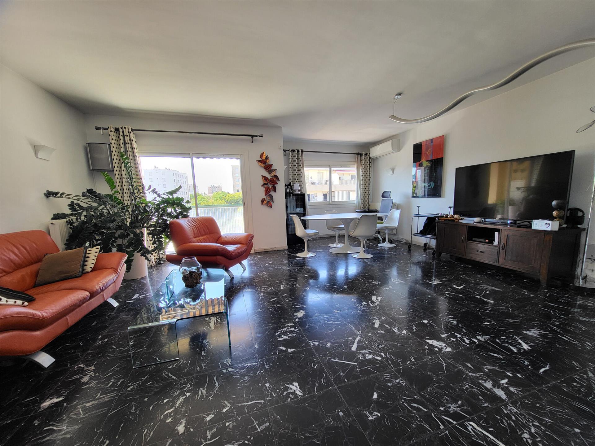 Appartement à vendre, 94m², Marseille 4ème