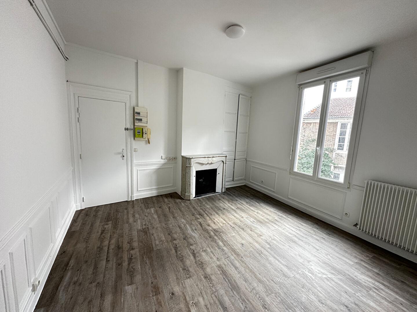 Appartement à louer, 26m², Reims