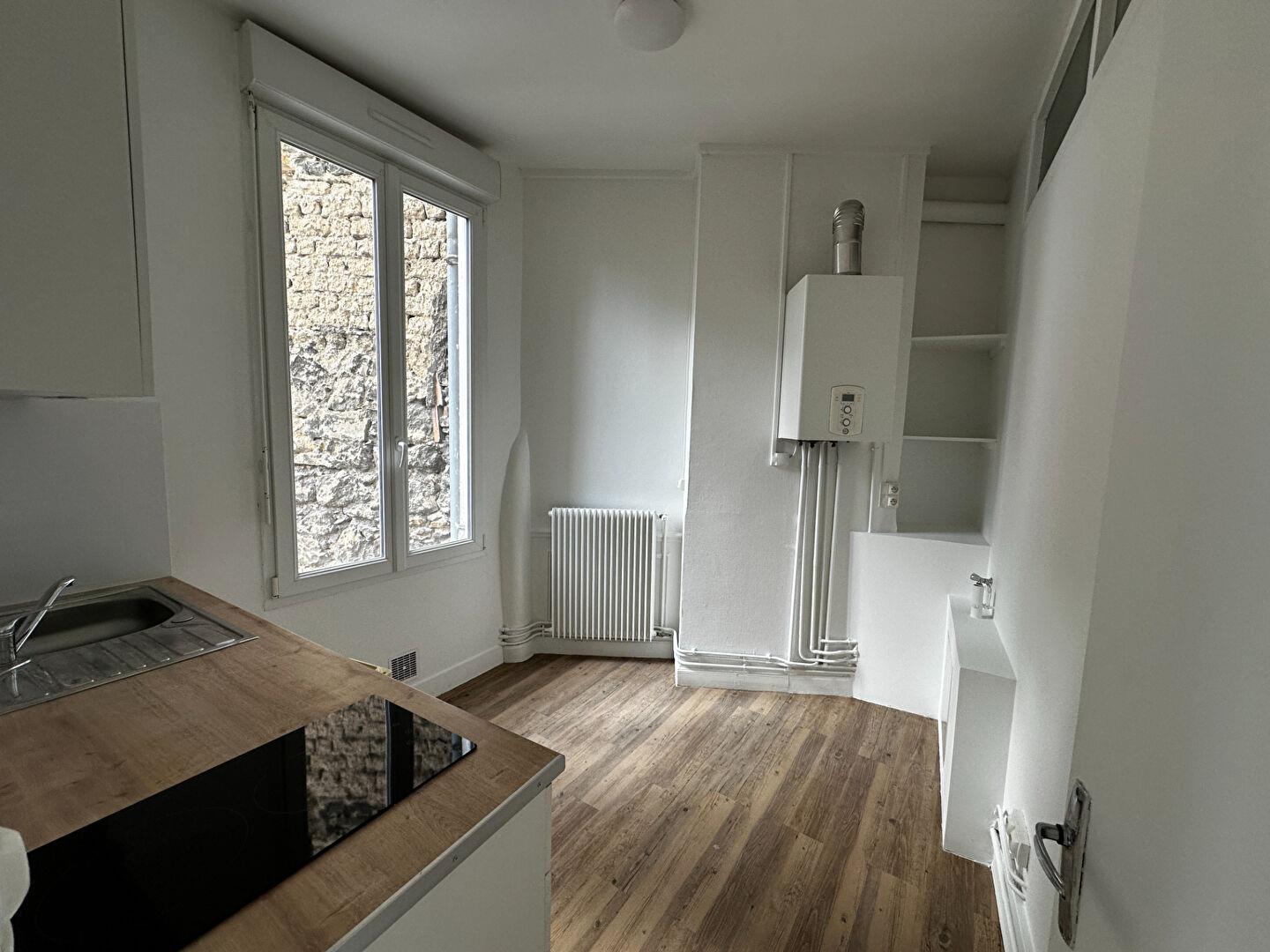 Appartement à louer, 26m², Reims