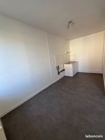 Appartement à louer, 91m², Leuglay