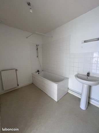 Appartement à louer, 91m², Leuglay