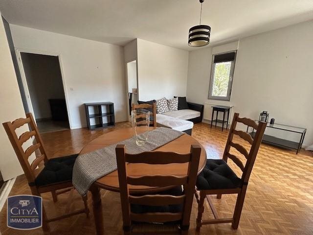 Appartement à louer, 43m², Saint-Etienne