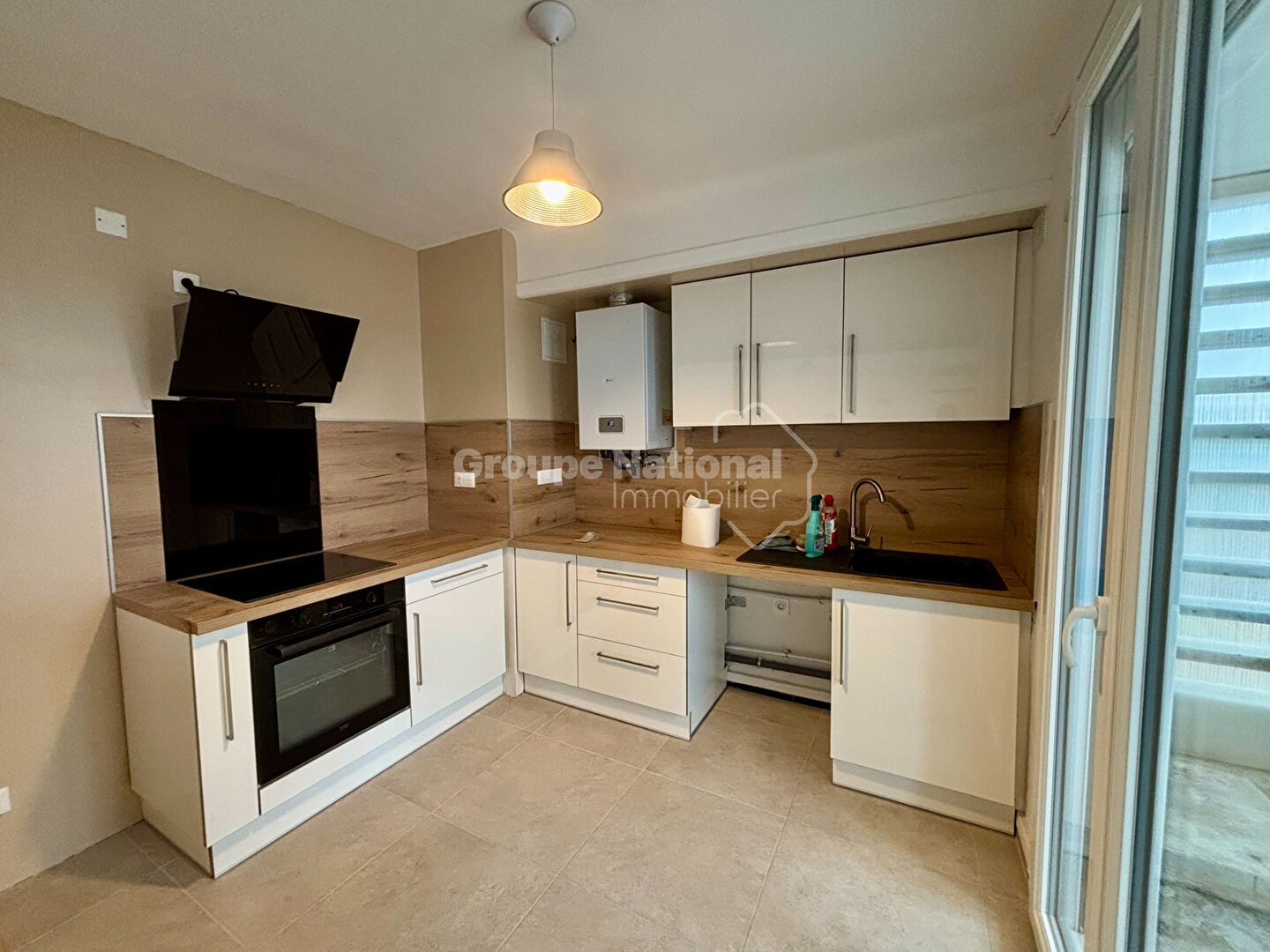 Appartement à louer, 66m², Beaucaire