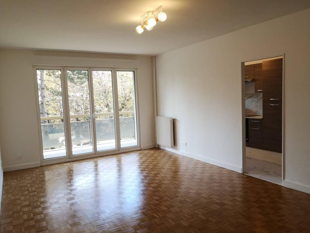 Appartement à louer, 77m², Montmorency