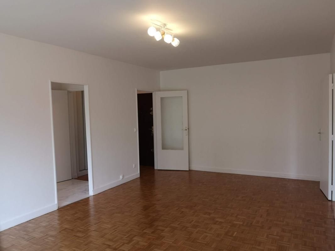 Appartement à louer, 77m², Montmorency