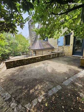 Appartement à louer, 73m², Sarlat-la-Canéda